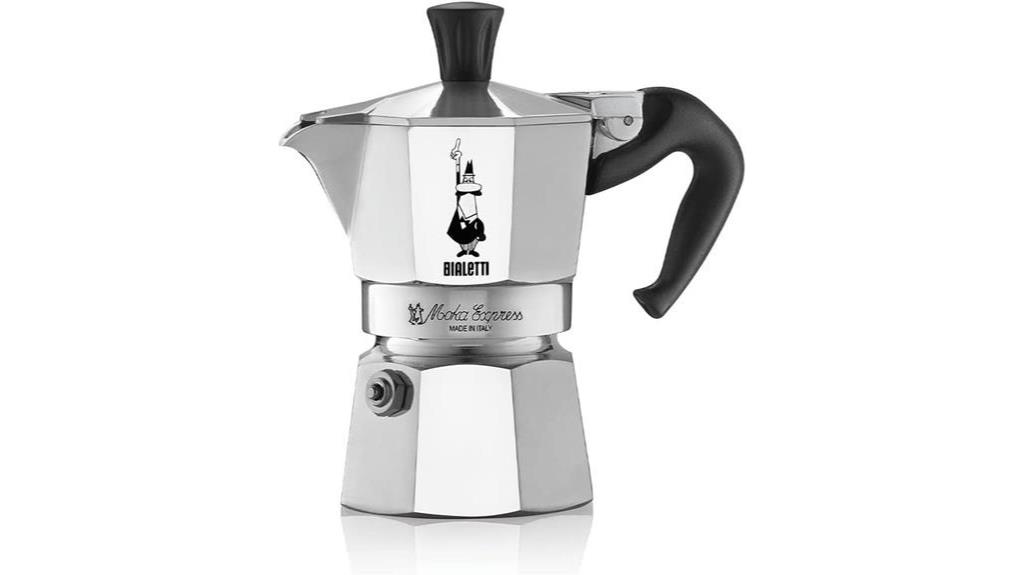 italian stovetop coffee brewing