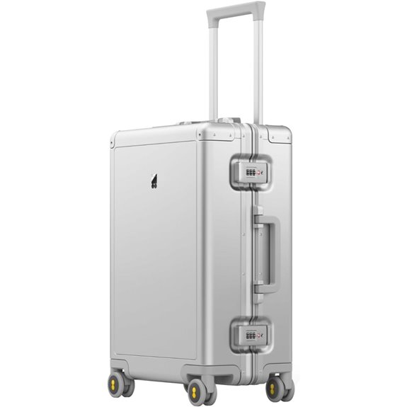 LEVEL8 Gibraltar 20-Inch Zipperless Hardside Suitcase