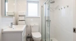 optimize small bathroom space