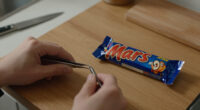 Mars Bar From 1991 Found – And It's 20G Bigger Than Today's